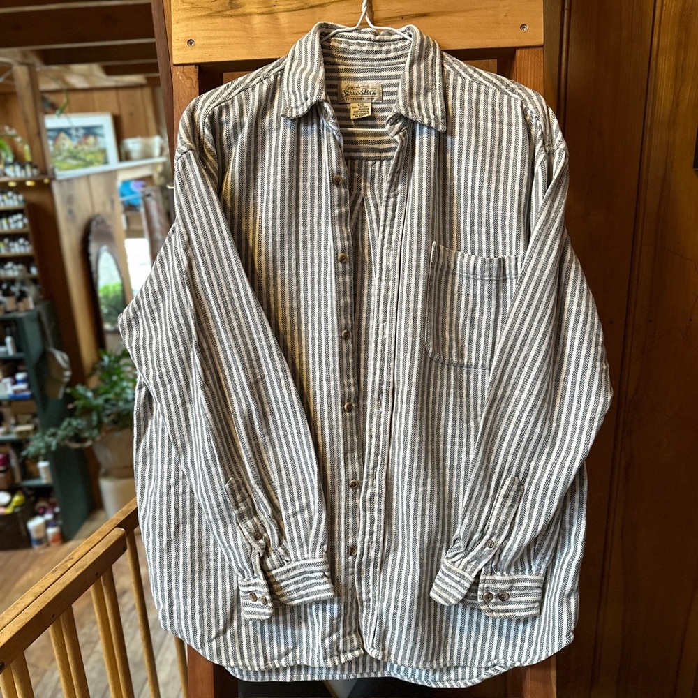 Vintage St. John’s bay herringbone button down long sleeve shirt  Authentic. - Picture 2 of 8